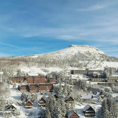Apartment Avec Loggia A Super Besse, Proche Des Pistes - Fr-1-814-112