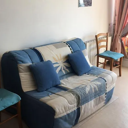 Avec Loggia A Super Besse, Proche Des Pistes - Fr-1-814-112 Apartment Besse-et-Saint-Anastaise