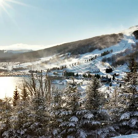 Apartment Avec Loggia A Besse, Proche Des Pistes - Fr-1-814-112