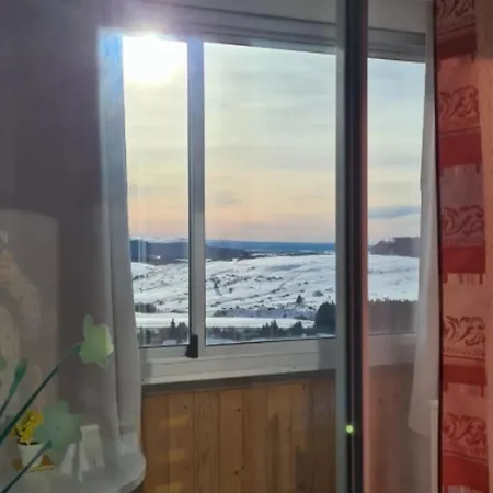 Avec Loggia A Besse, Proche Des Pistes - Fr-1-814-112 Daire Super Besse